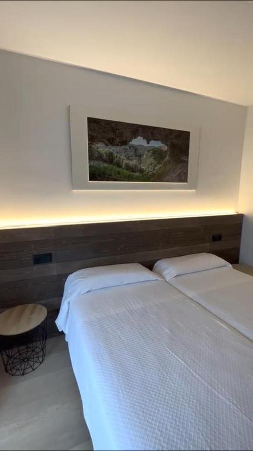 Hotel La Perla D'Olot Kültér fotó