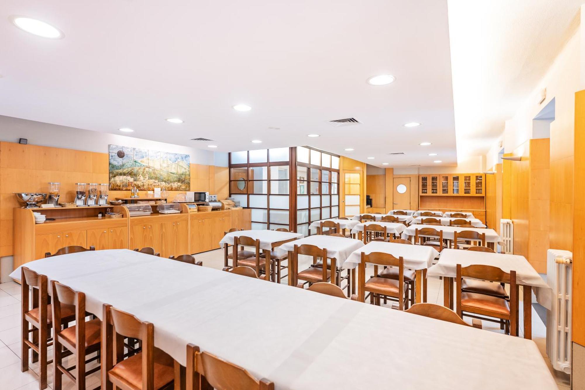 Hotel La Perla D'Olot Kültér fotó