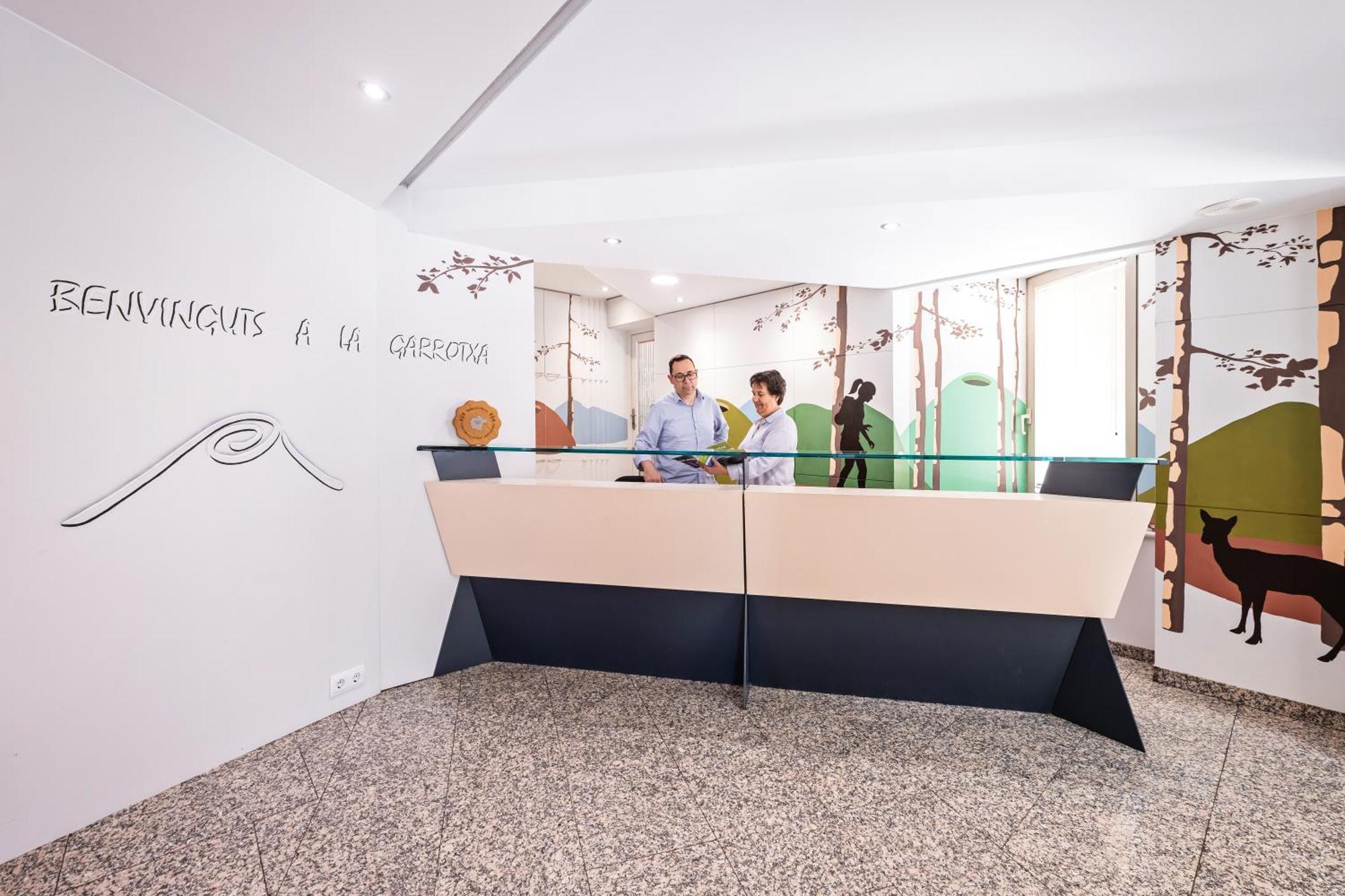 Hotel La Perla D'Olot Kültér fotó